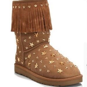 Jimmy CHOO x UGG collab tan suede ugg’s with gold stat studs & fringe size 5